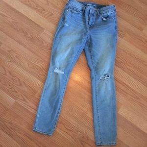 ••SOLD••Old Navy Pop Icon Skinny Jean